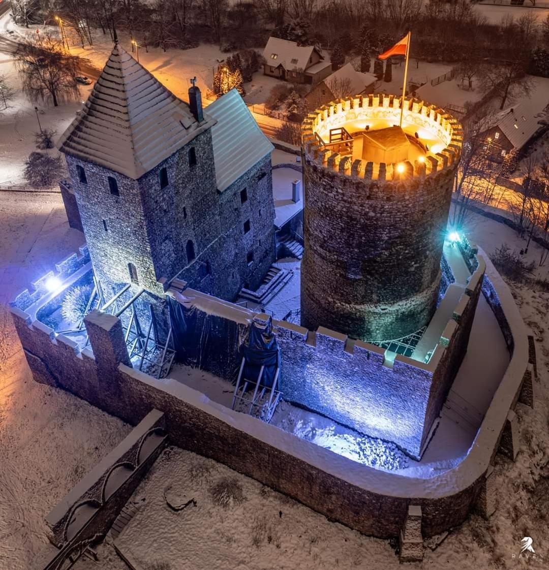 Apartament Zamkowy Będzin Exteriör bild